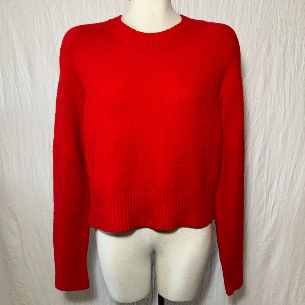 Universal Thread Vibrant Red Crew Neck Sweater - Picture 3 of 8